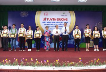 Lễ tuyên dương giáo viên, học sinh, sinh viên năm học 2019-2020